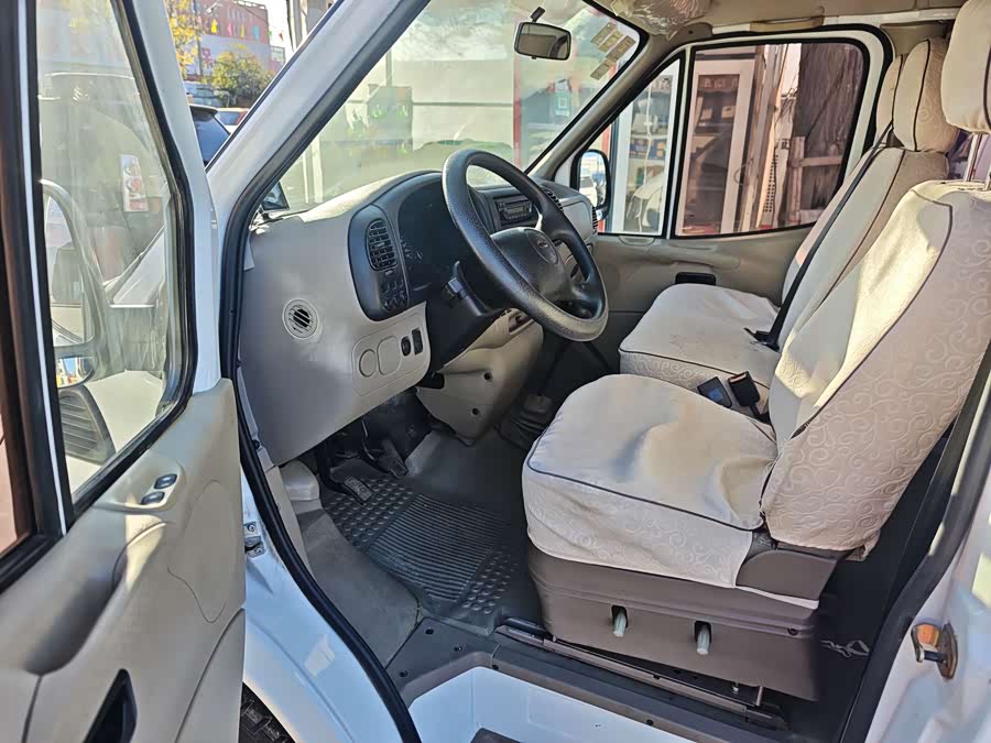 Ford Transit Classic 2015 car image #7