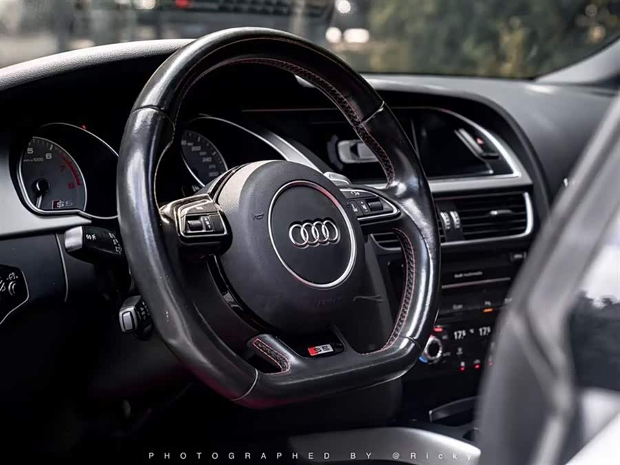 Audi S5 2014 car image #7