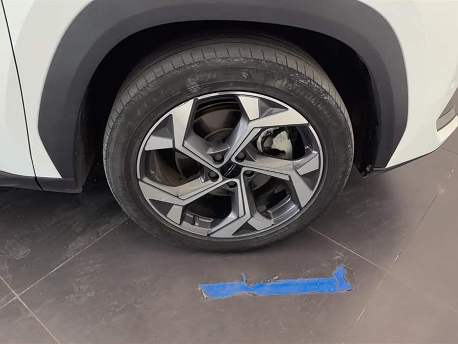 GEELY Boyue L 2023 immagine di auto #7