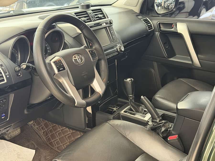 Toyota Land Cruiser Prado 2016 #7 Toyota Land Cruiser Prado 2016 car image #7