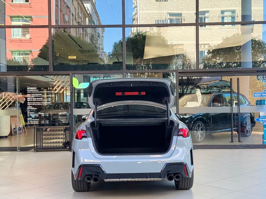 BMW M235L 2025 car image #7