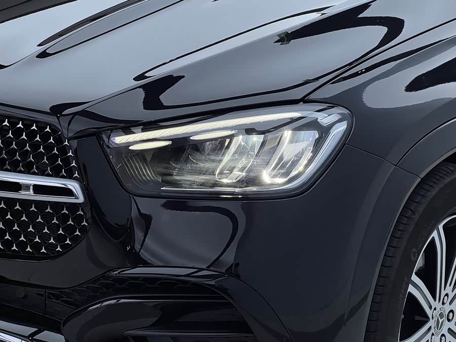 Mercedes-Benz GLE Class 2025 صورة سيارة #7