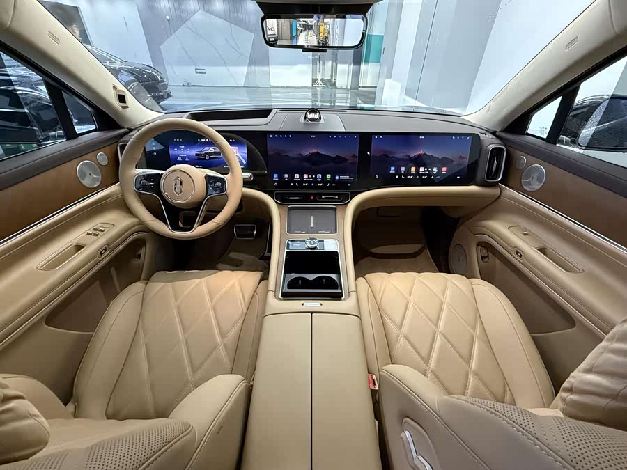 AITO 问界 问界M9 汽车图片 #7