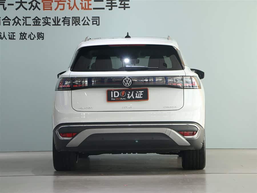 Volkswagen ID.6 Crozz 2023 immagine di auto #7