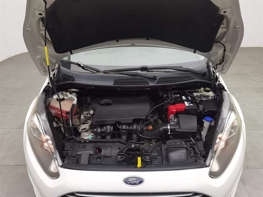Ford Fiesta 2014 car image #7