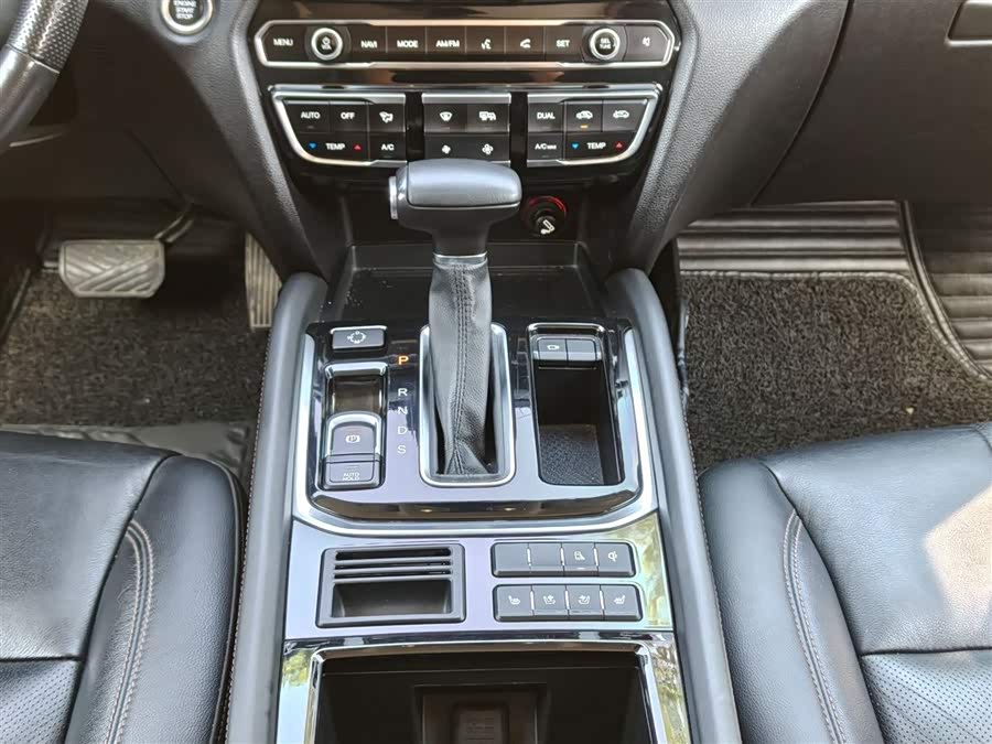 GAC Trumpchi GS7 2018 car image #7