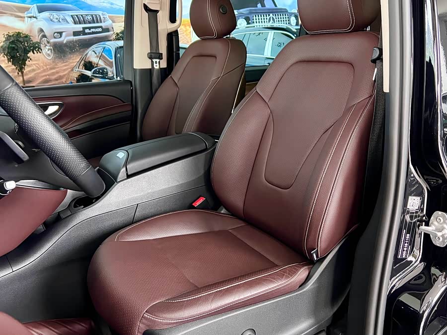 Mercedes-Benz V Class 2022 car image #7