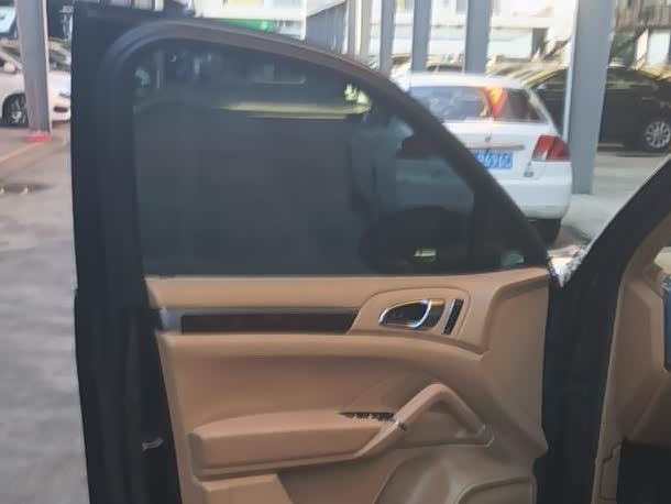 保时捷 Cayenne 2015 汽车图片 #7