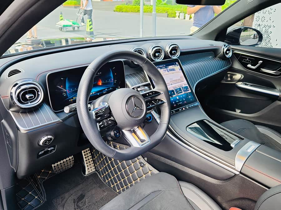 Mercedes-Benz GLC Coupe AMG 2024 صورة سيارة #7