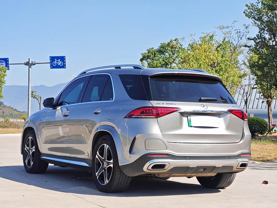 Mercedes-Benz GLE Class New Energy 2021 car image #7