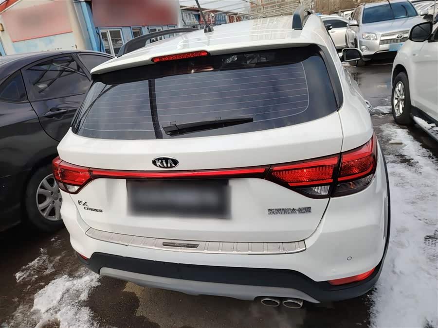Kia Rio Cross 2017 صورة سيارة #7