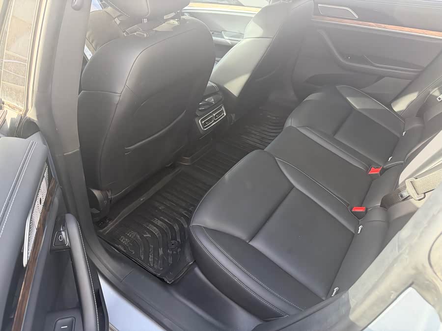 哪吒汽车 哪吒S 2023 汽车图片 #7