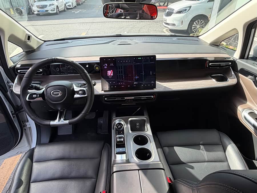 GAC Trumpchi E8 New Energy 2024 car image #7