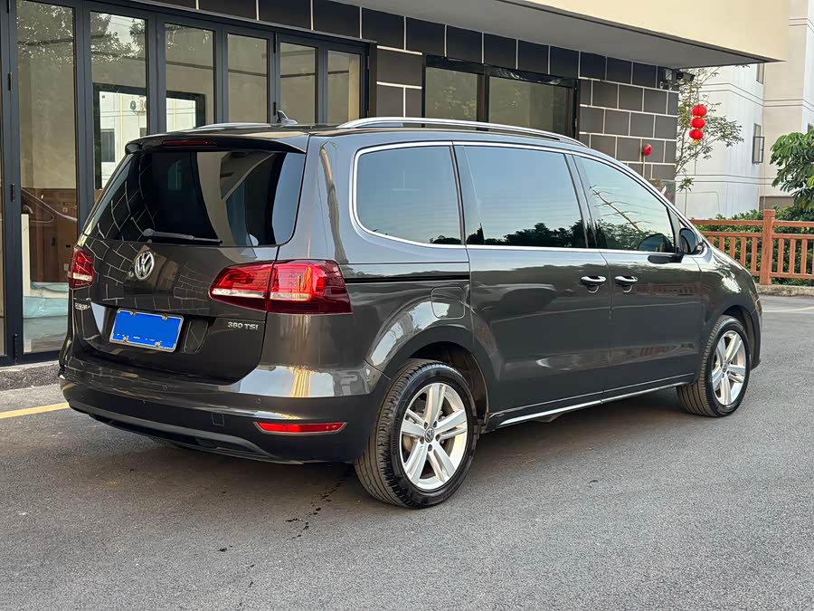 Volkswagen Sharan 2018 immagine di auto #7