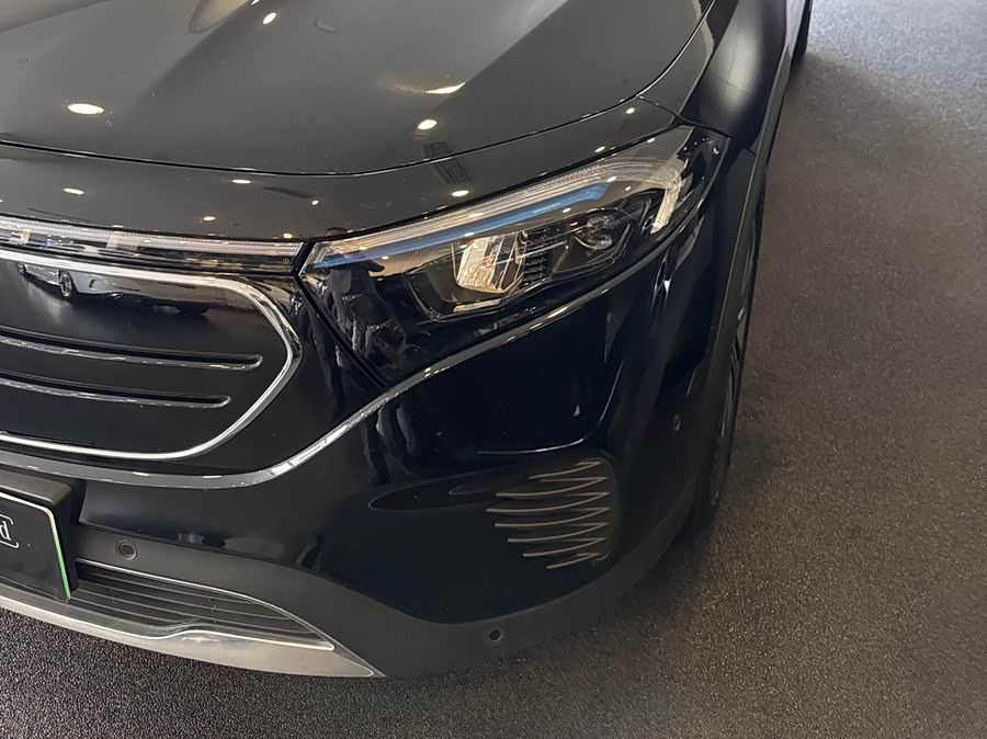 Mercedes-Benz EQB Class 2023 car image #7