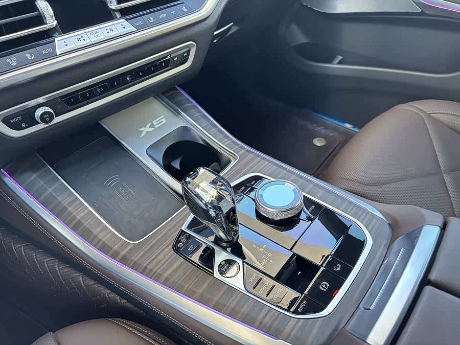 BMW X5 2023 car image #7