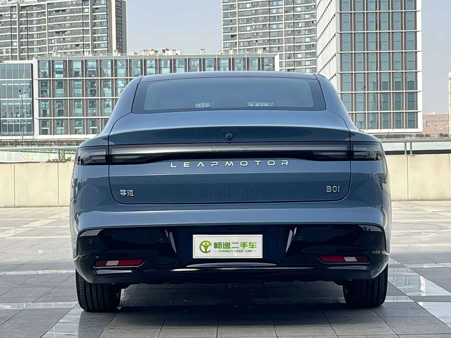 零跑汽车 零跑B01 2025 汽车图片 #7