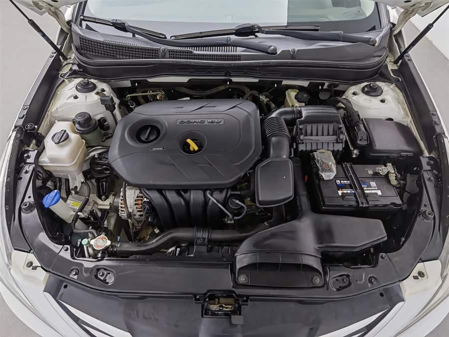 Hyundai Sonata 2013 car image #7