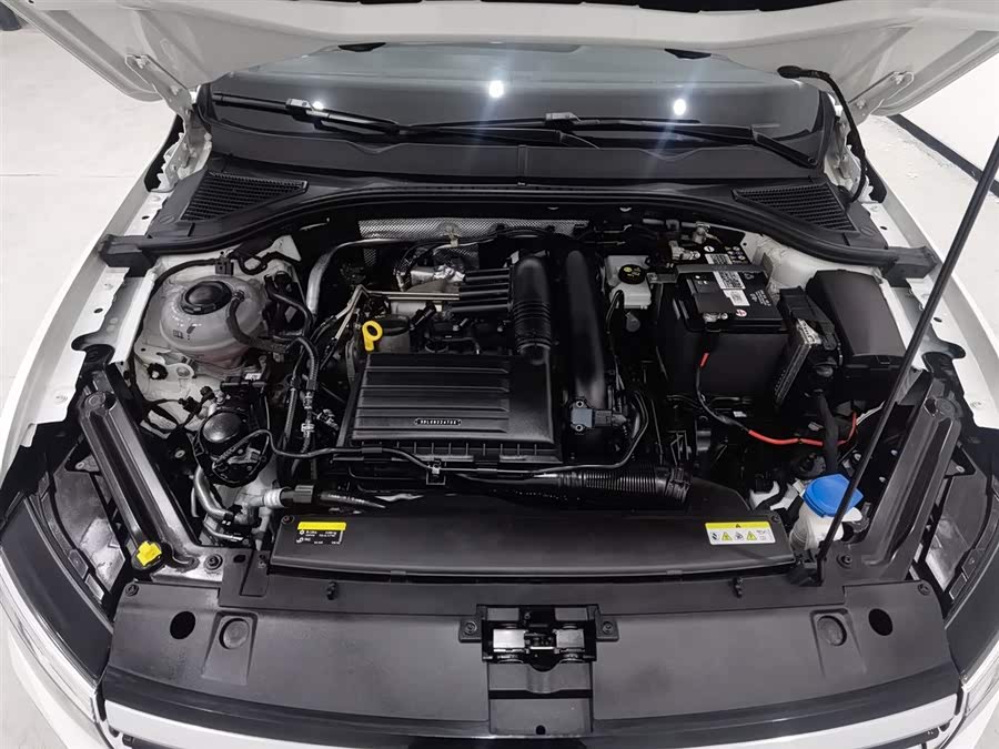 Volkswagen Bora 2023 car image #7