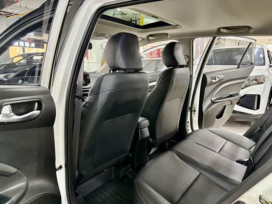 起亚 奕跑 2024 汽车图片 #7