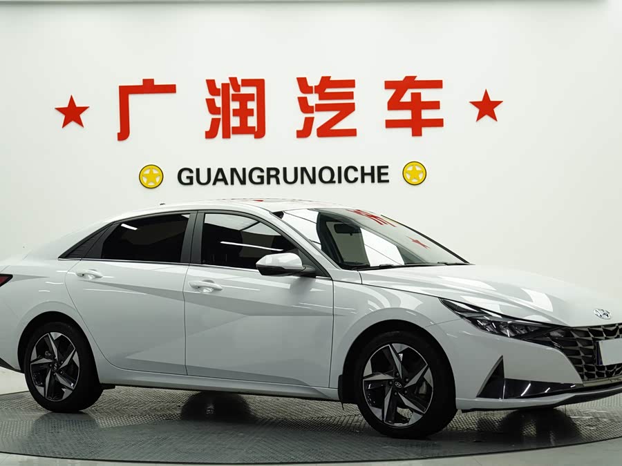 Hyundai Elantra 2022 immagine di auto #7