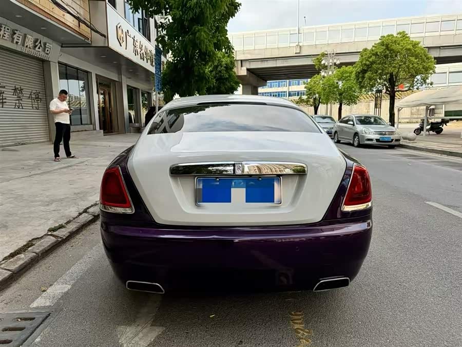 Denza Wraith 2019 #7 Denza Wraith 2019 car image #7