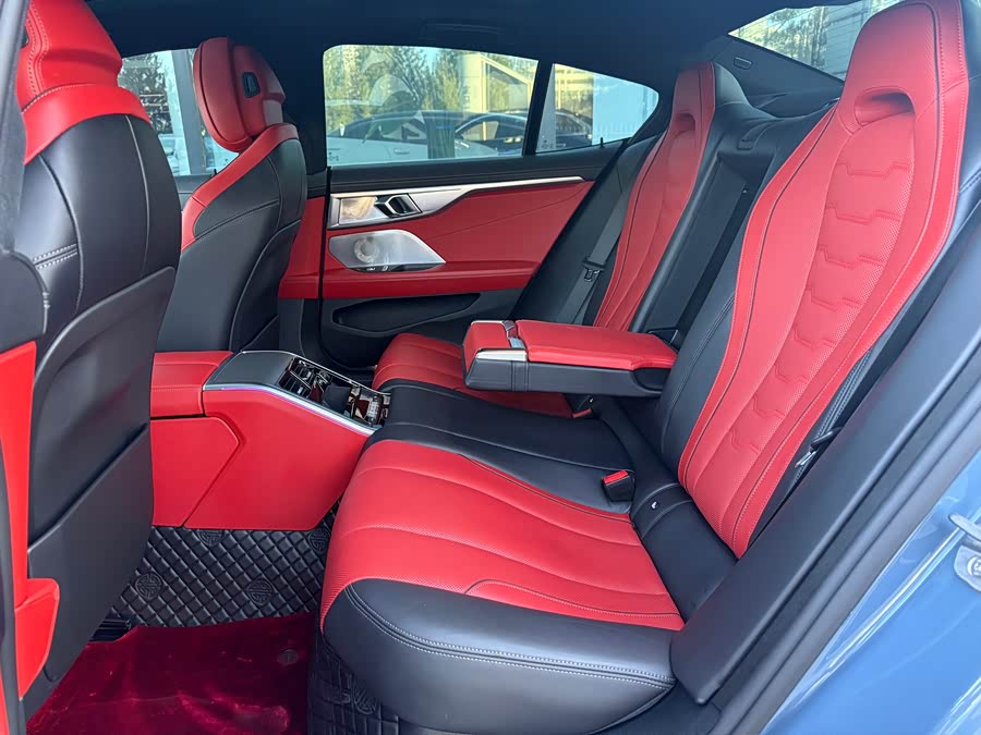 BMW 8 Series 2022 #7 BMW 8 Series 2022 car image #7