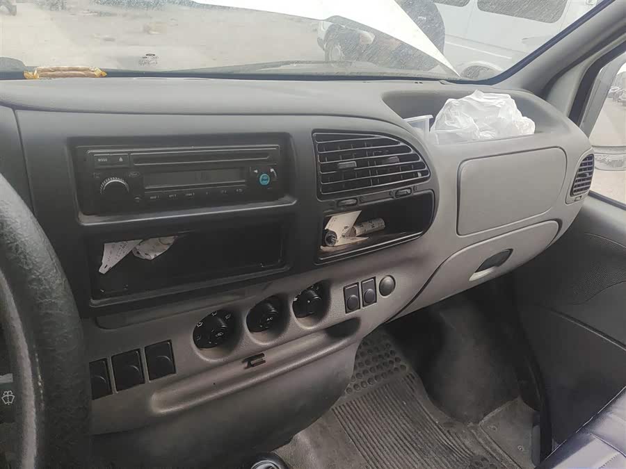 Ford Transit Classic 2015 car image #7