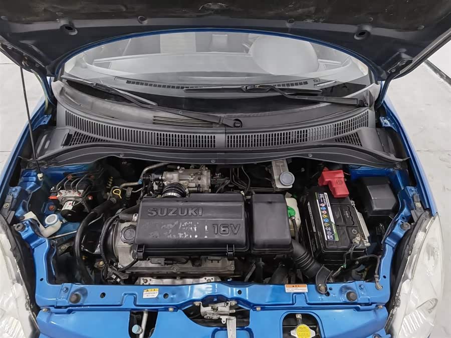 铃木 雨燕 2015 汽车图片 #7