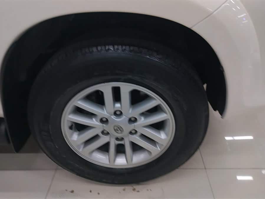 Toyota Fortuner 2016 immagine di auto #7