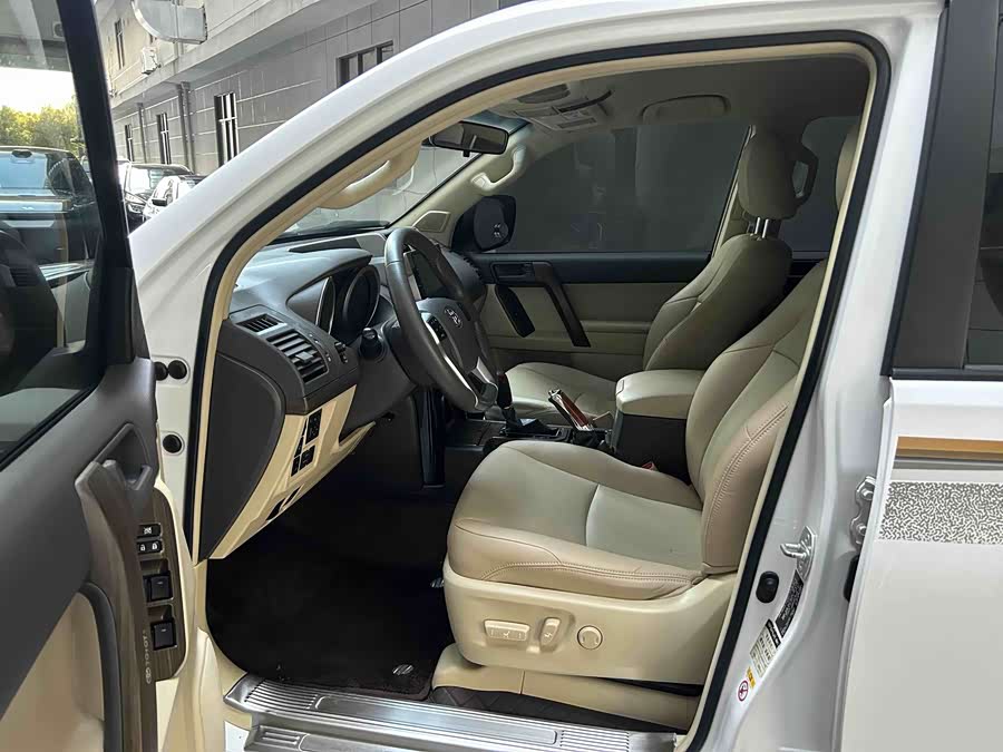 Toyota Prado (Imported) 2014 car image #7