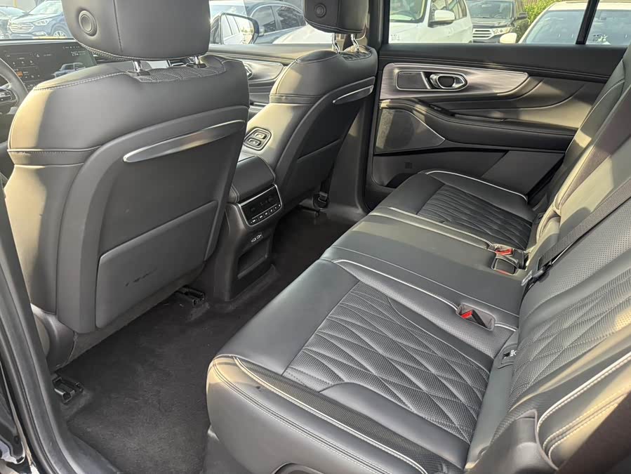 GAC Trumpchi GS8 2023 #7 GAC Trumpchi GS8 2023 car image #7