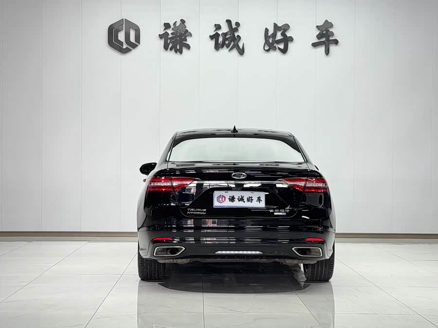 Ford Taurus 2021 car image #7