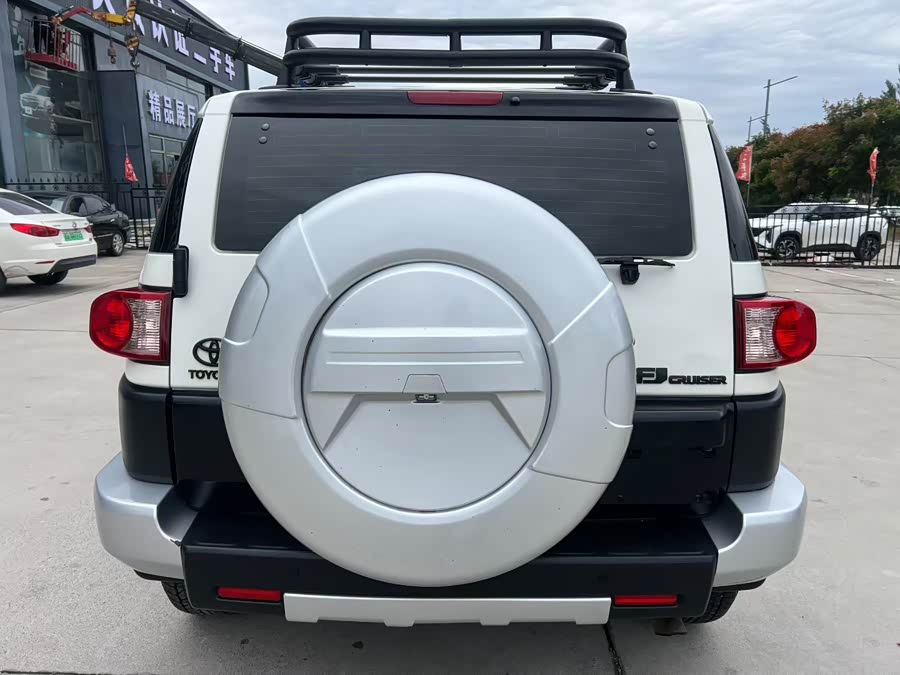 Toyota FJ Cruiser 2017 car image #7