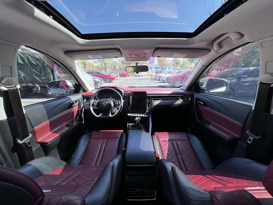 Forthing T5 2019 صورة سيارة #7