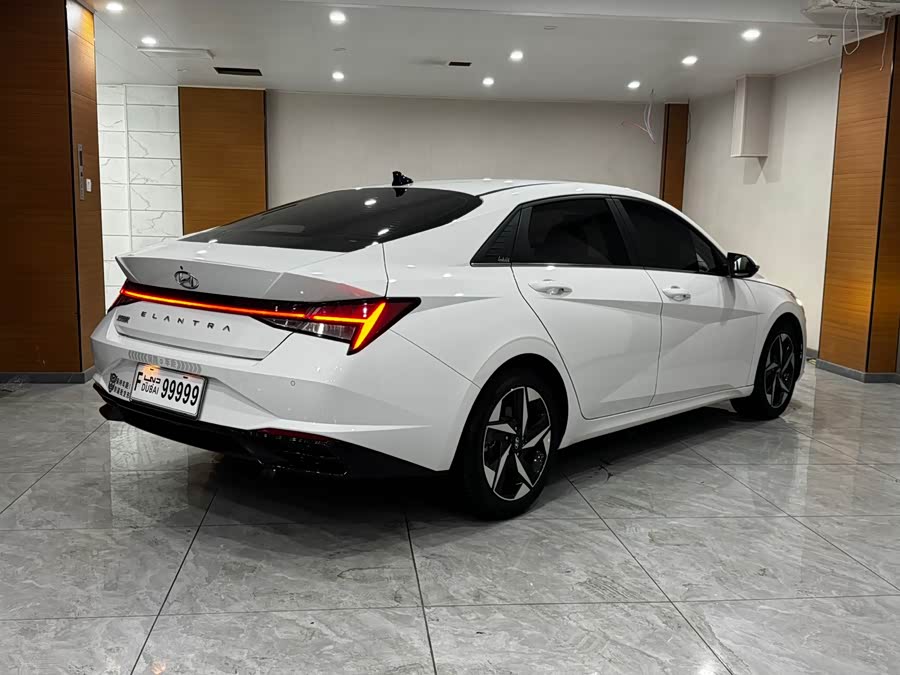 现代 伊兰特 2022 汽车图片 #7