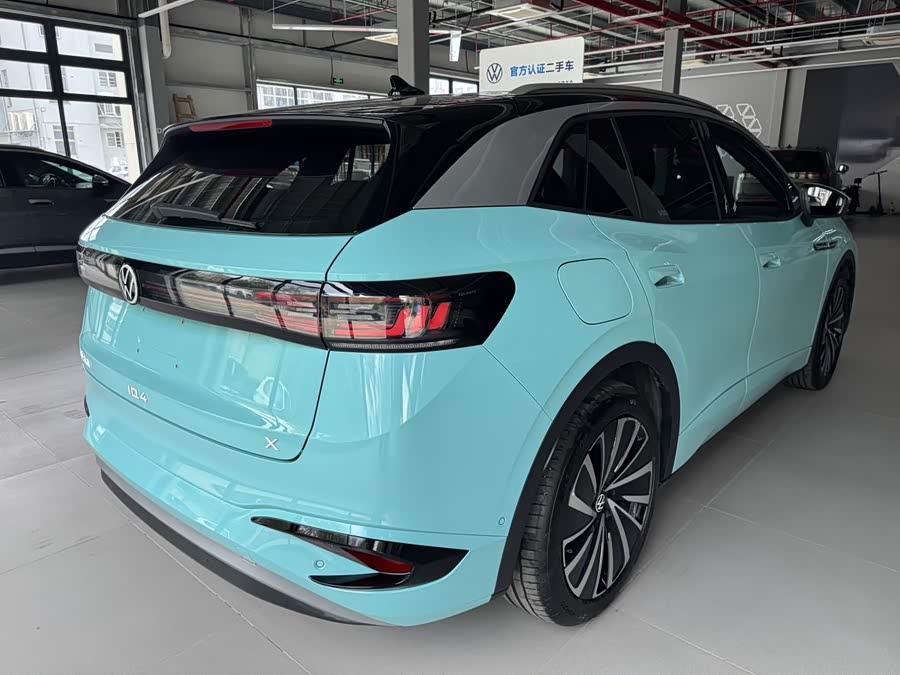 Volkswagen ID.4 X 2023 car image #7