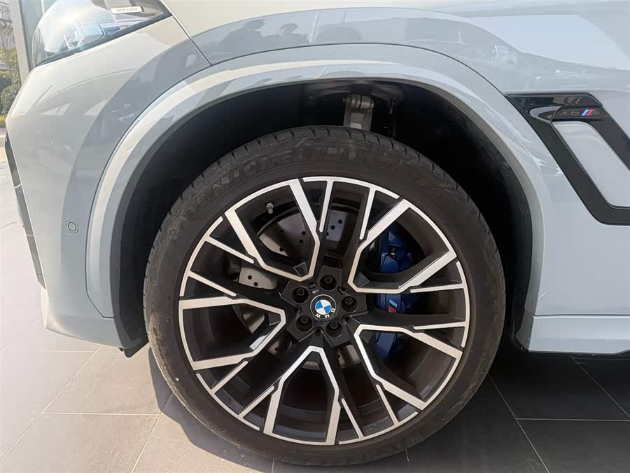 BMW X6 M 2024 #7 BMW X6 M 2024 car image #7