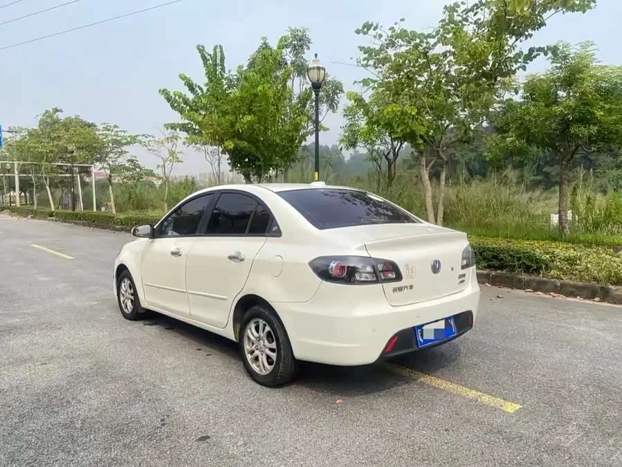 Changan Alsvin 2012 car image #7