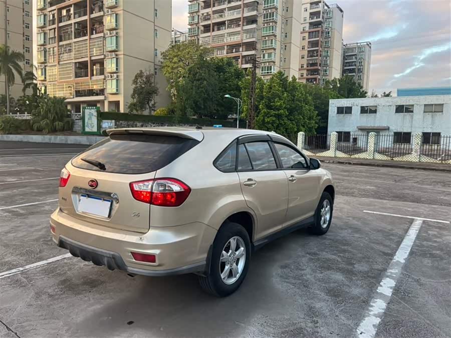 BYD S6 2014 изображение автомобиля #7