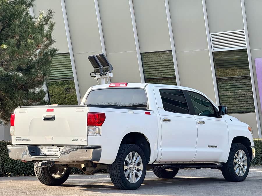 Toyota Tundra 2014 immagine di auto #7