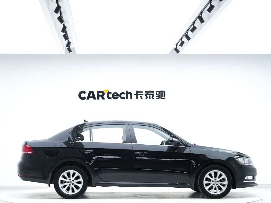 Volkswagen Lavida 2017 car image #7