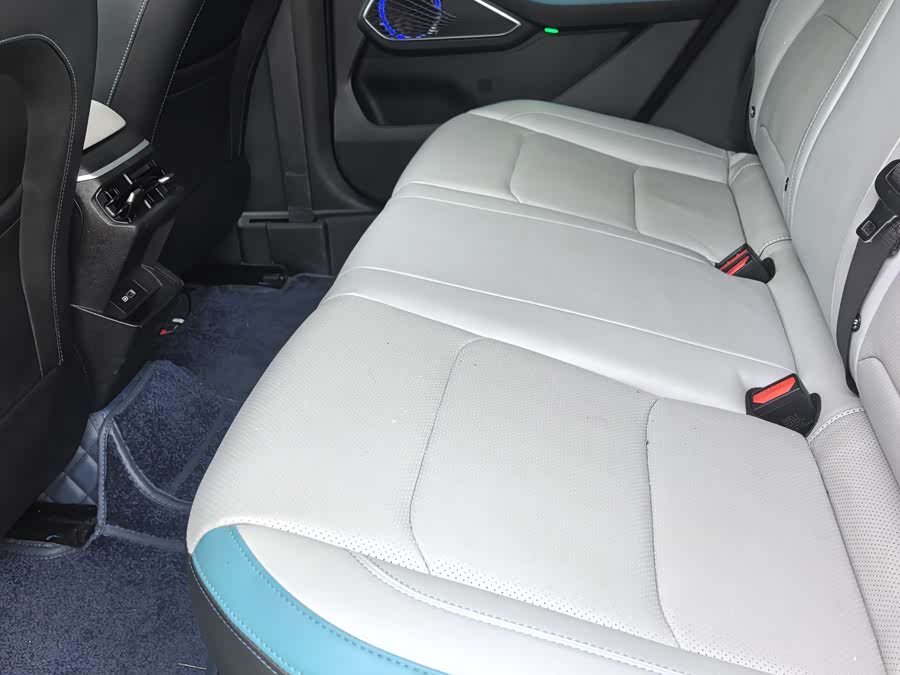 GEELY Emgrand 2023 car image #7
