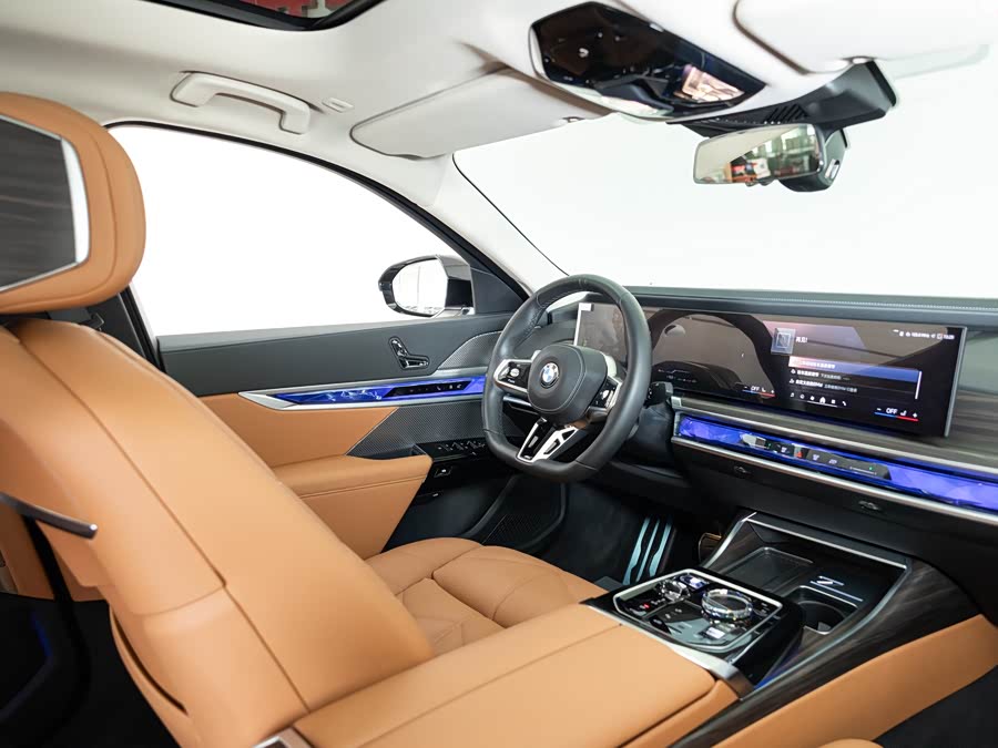 BMW 7 Series 2024 car image #7
