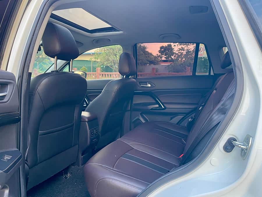 GAC Trumpchi GS4 2018 #7 GAC Trumpchi GS4 2018 car image #7