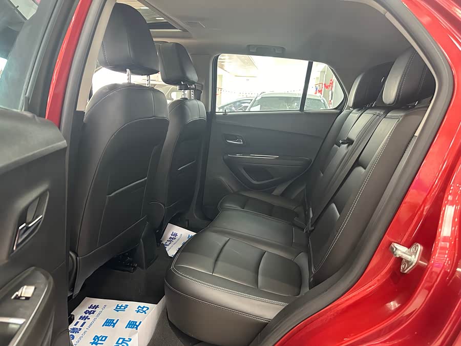 Chevrolet Tracker 2014 car image #7