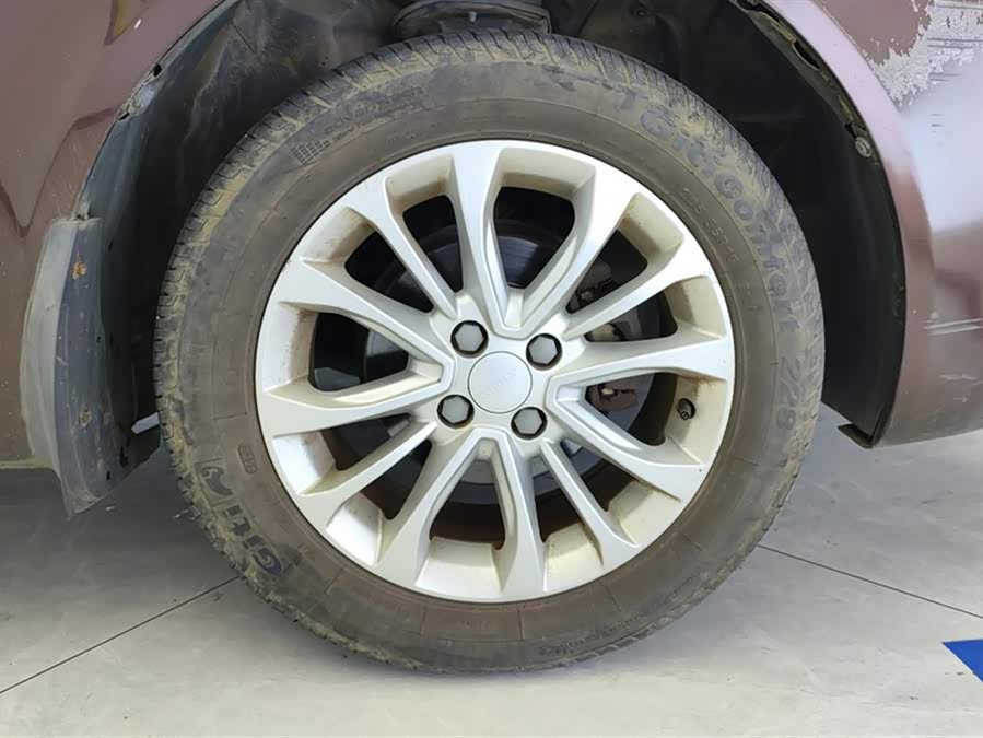 GEELY Vision 2015 car image #7