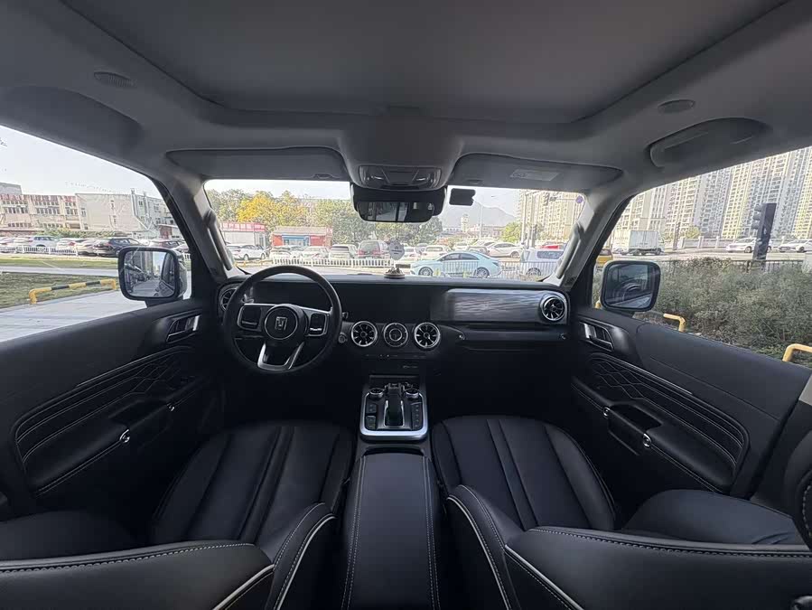 Tank 300 2023 car image #7