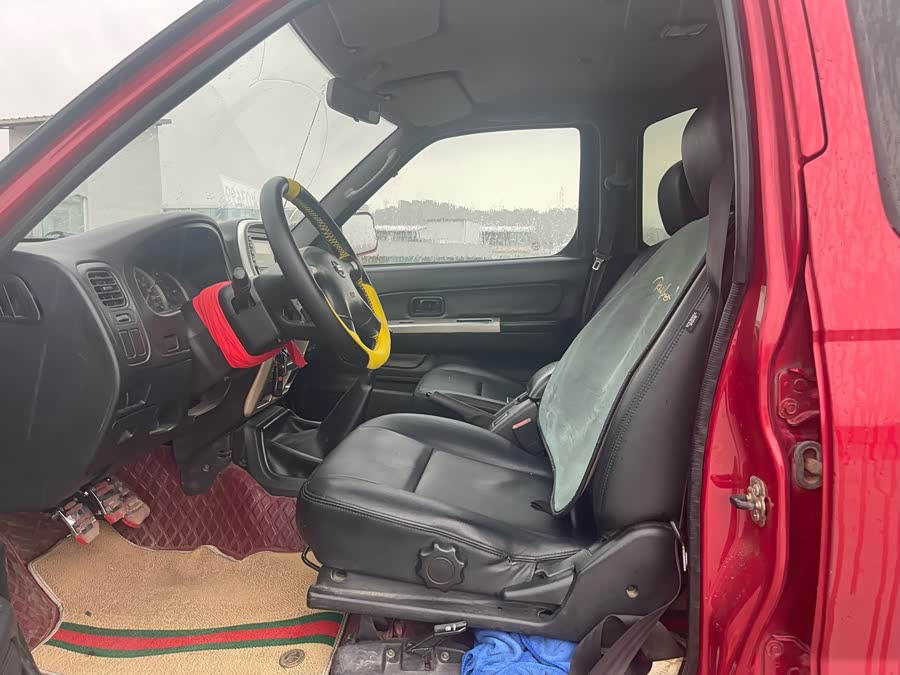 日产 日产帕拉丁 2013 汽车图片 #7