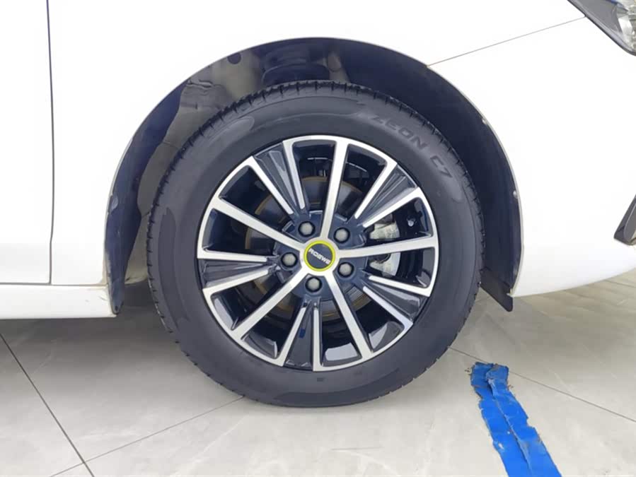 Roewe i5 2022 car image #7